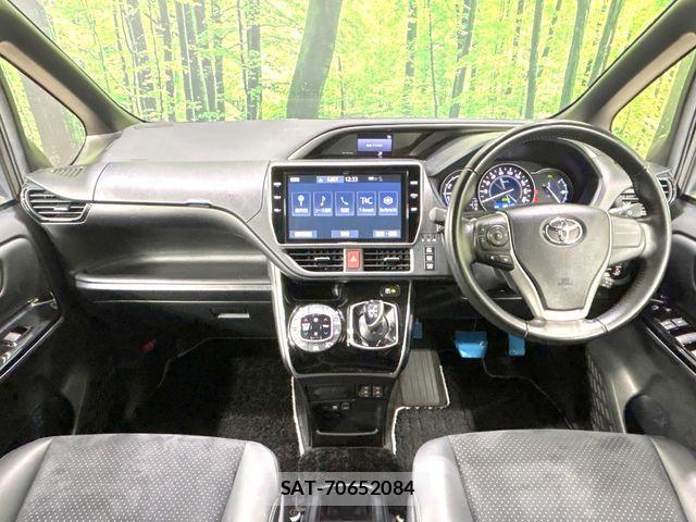 Toyota VOXY HYBRID 2020-10 8832439-6