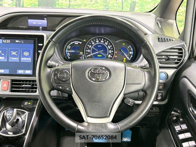 Toyota VOXY HYBRID 2020-10 8832439-7