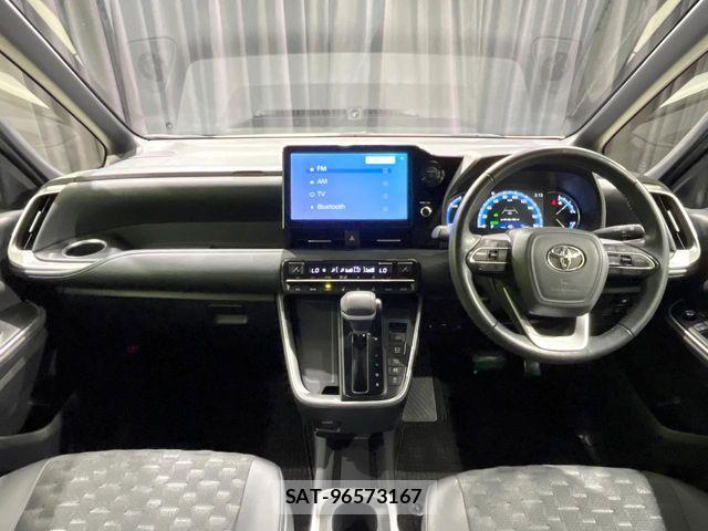 Toyota VOXY HYBRID 2024-02 8832434-1