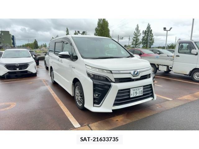 Toyota VOXY HYBRID 2018-07 8832460-0