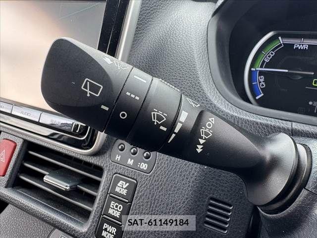 Toyota VOXY HYBRID 2014-05 8832462-28