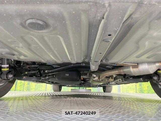 Toyota VOXY HYBRID 2025-03 8832432-19
