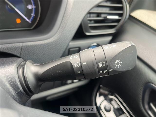 Toyota VOXY HYBRID 2020-10 8832449-22