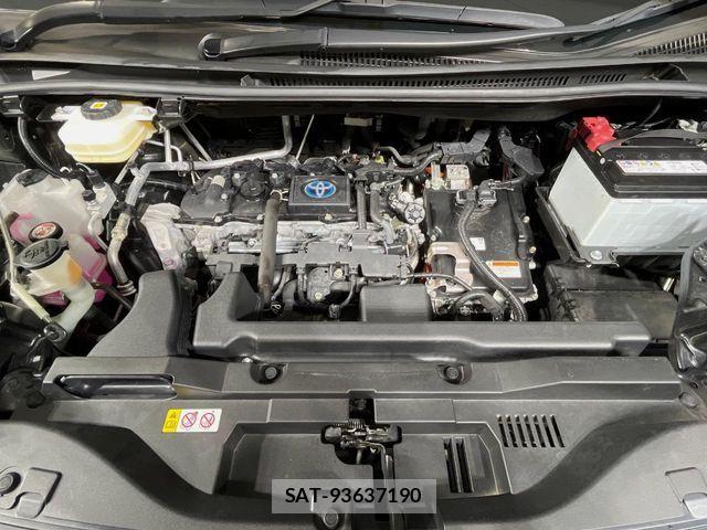 Toyota VOXY HYBRID 2023-01 8832430-17