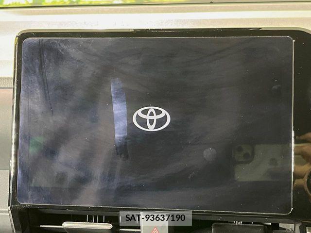 Toyota VOXY HYBRID 2023-01 8832430-2