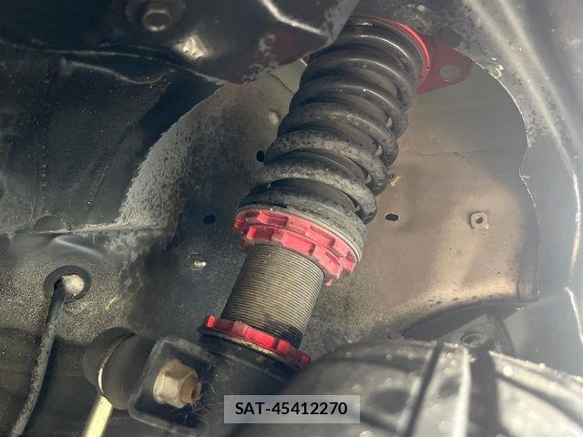 Toyota VOXY HYBRID 2019-01 8832435-18
