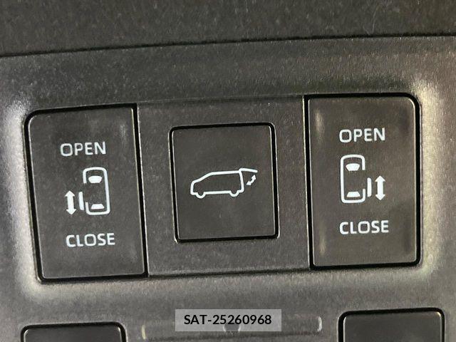Toyota VOXY HYBRID 2023-07 8832420-6