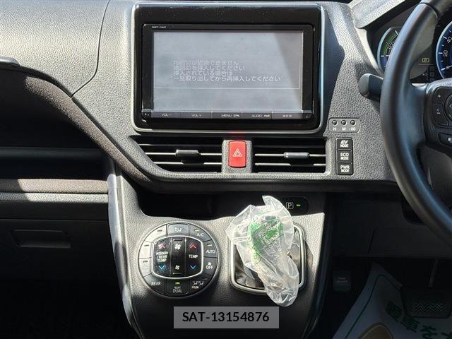 Toyota VOXY HYBRID 2015-07 8832459-24