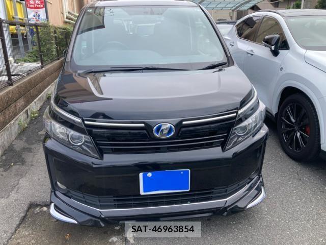 Toyota VOXY HYBRID 2014-04 8832464-0