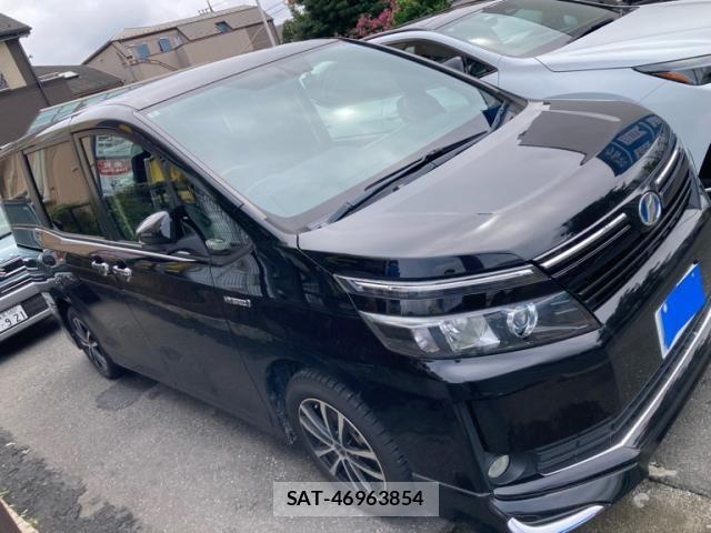 Toyota VOXY HYBRID 2014-04 8832464-4