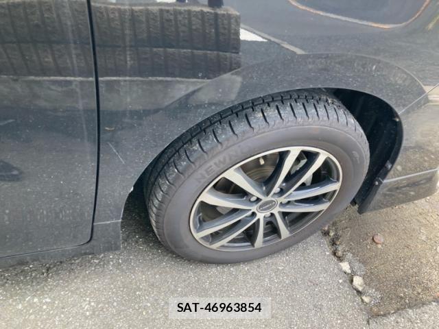 Toyota VOXY HYBRID 2014-04 8832464-5
