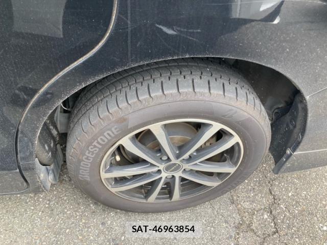 Toyota VOXY HYBRID 2014-04 8832464-7