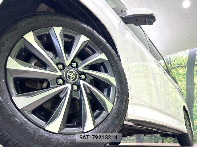 Toyota VOXY HYBRID 2025-10 8832421-13