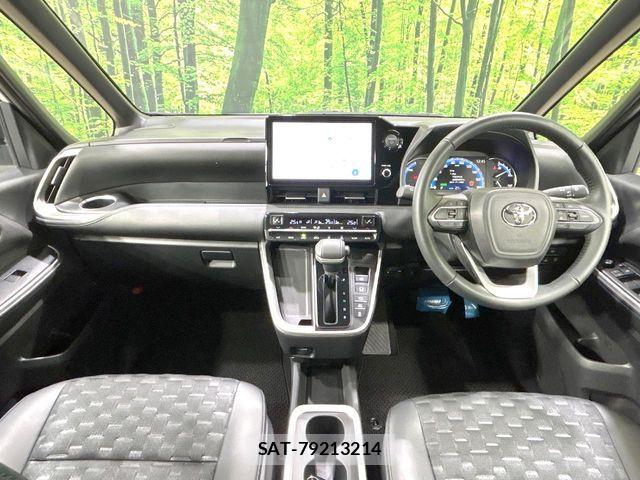 Toyota VOXY HYBRID 2025-10 8832421-6