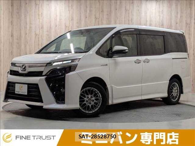 Toyota VOXY HYBRID 2019-08 8832451-0