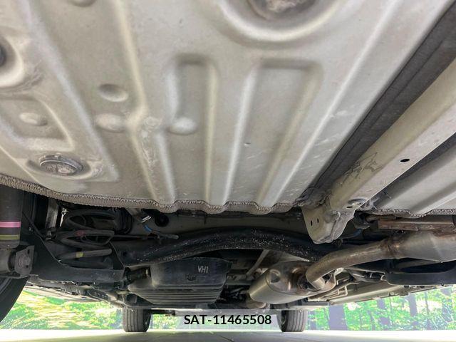 Toyota VOXY HYBRID 2022-10 8832429-19