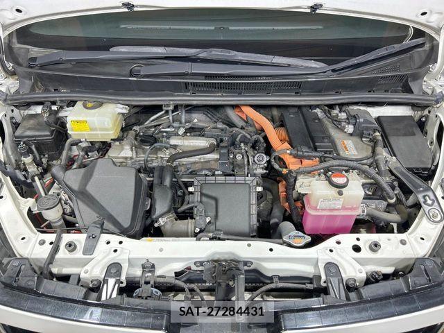 Toyota VOXY HYBRID 2015-10 8832458-18