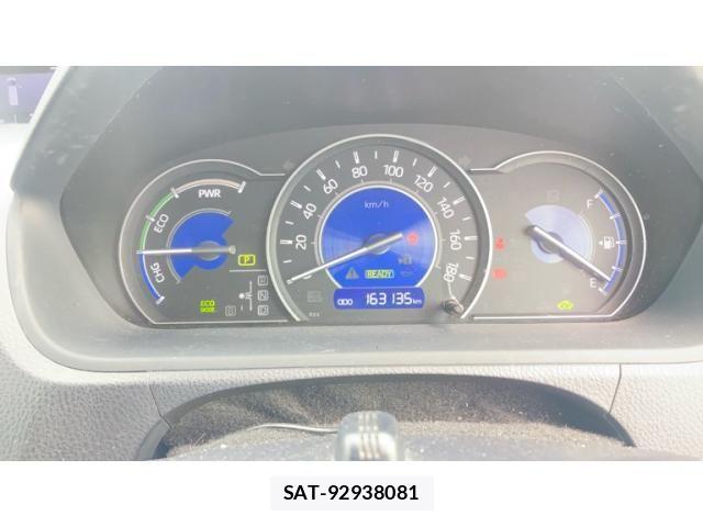Toyota VOXY HYBRID 2018-03 8832463-15