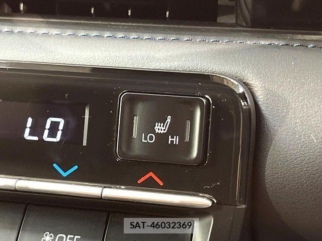 Toyota VOXY HYBRID 2023-09 8832433-6