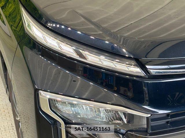Toyota VOXY HYBRID 2024-09 8851056-12