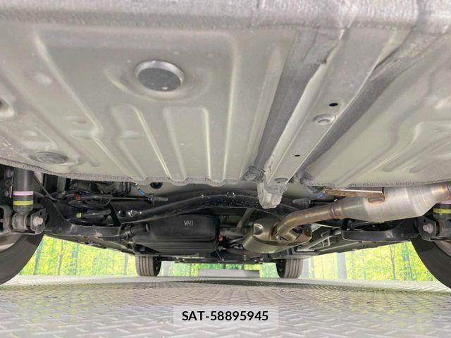 Toyota VOXY HYBRID 2024-12 8851063-19