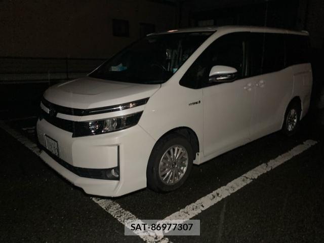 Toyota VOXY HYBRID 2016-02 8851071-2