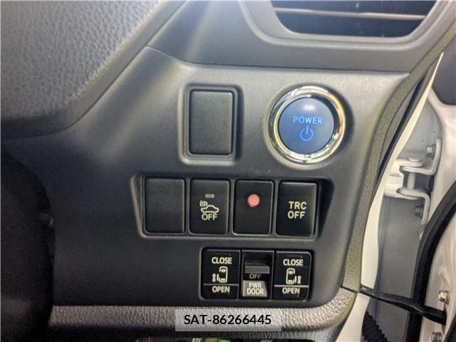 Toyota VOXY HYBRID 2015-09 8851074-16