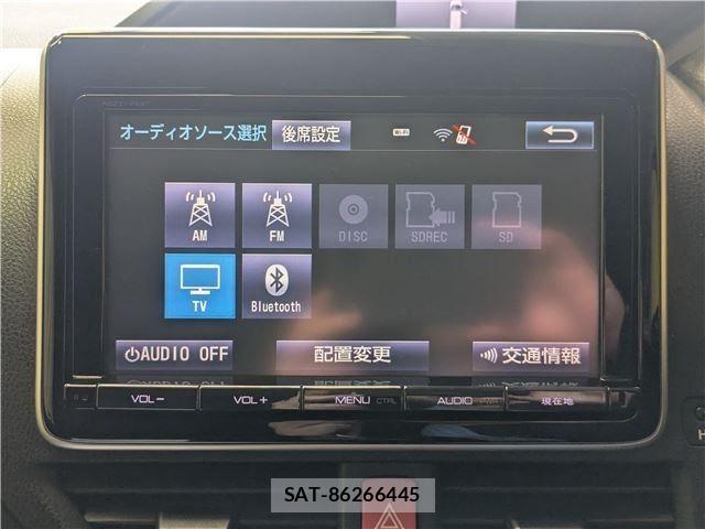 Toyota VOXY HYBRID 2015-09 8851074-18