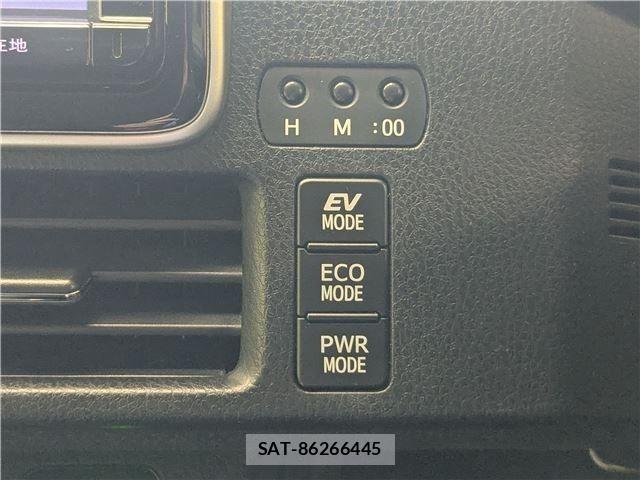 Toyota VOXY HYBRID 2015-09 8851074-25