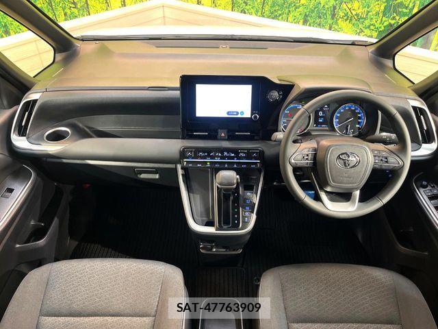 Toyota VOXY HYBRID 2025-07 8851062-1