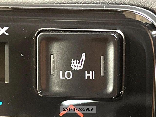 Toyota VOXY HYBRID 2025-07 8851062-5