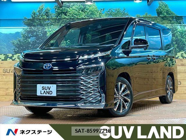 Toyota VOXY HYBRID 2023-11 8851060-0
