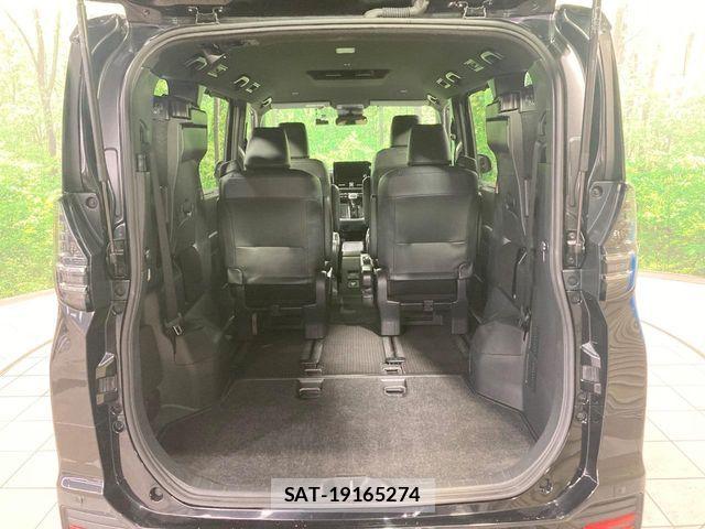Toyota VOXY HYBRID 2024-08 8872386-10