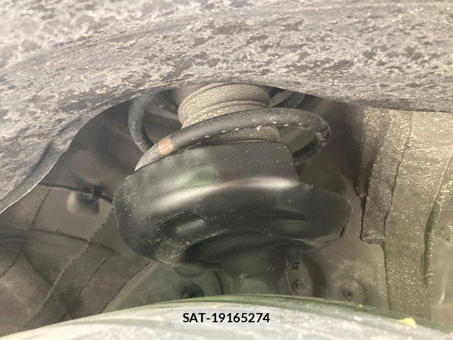 Toyota VOXY HYBRID 2024-08 8872386-19