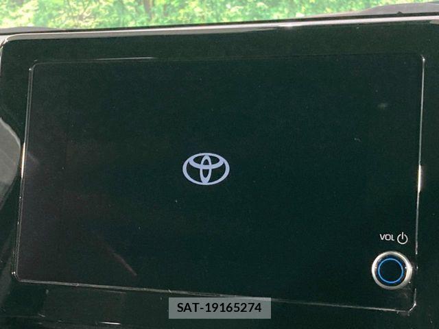 Toyota VOXY HYBRID 2024-08 8872386-2