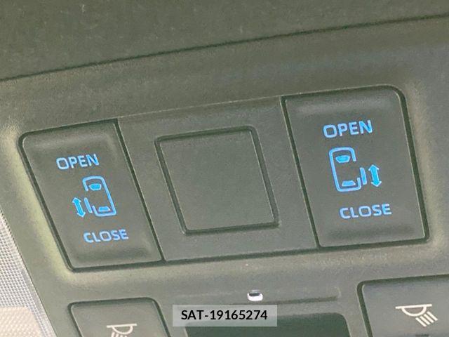 Toyota VOXY HYBRID 2024-08 8872386-5