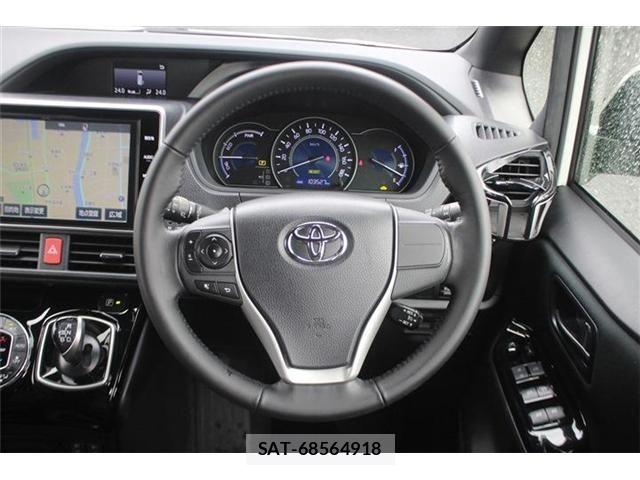 Toyota VOXY HYBRID 2017-09 8872393-21