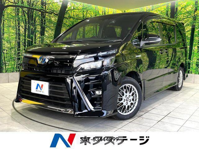Toyota VOXY HYBRID 2017-09 8872388-0