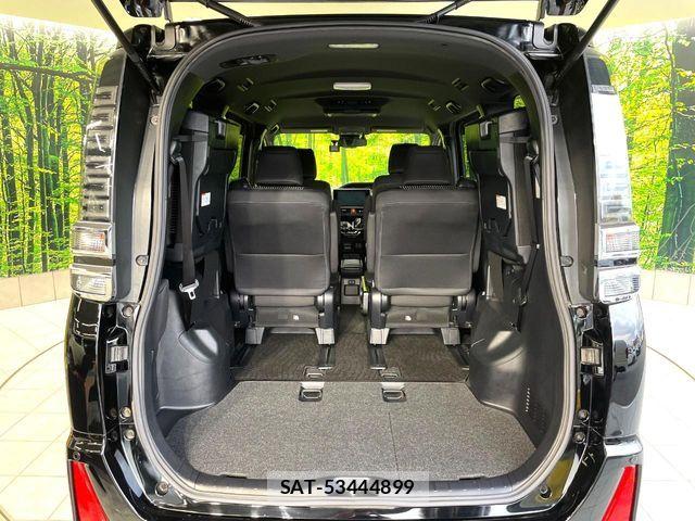 Toyota VOXY HYBRID 2017-09 8872388-10