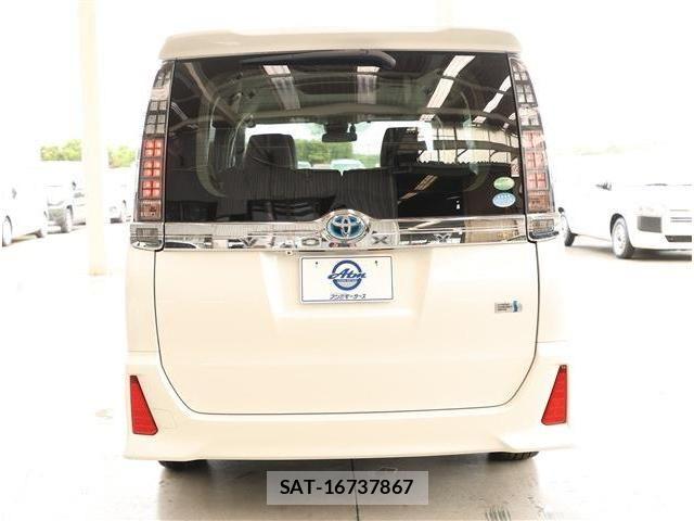Toyota VOXY HYBRID 2017-03 8872391-21