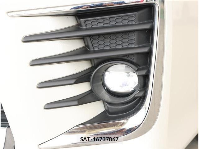 Toyota VOXY HYBRID 2017-03 8872391-25