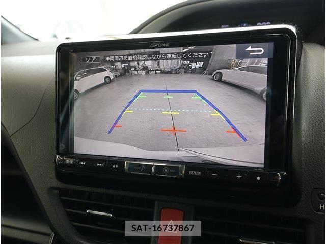 Toyota VOXY HYBRID 2017-03 8872391-3
