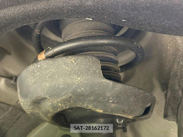Toyota VOXY HYBRID 2025-04 8872383-19