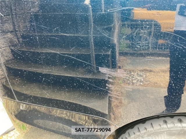 Toyota VOXY HYBRID 2014-04 8882948-16