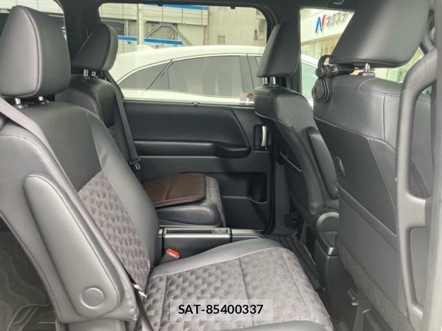 Toyota VOXY HYBRID 2025-02 8882916-9