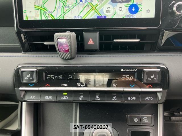 Toyota VOXY HYBRID 2025-02 8882916-19