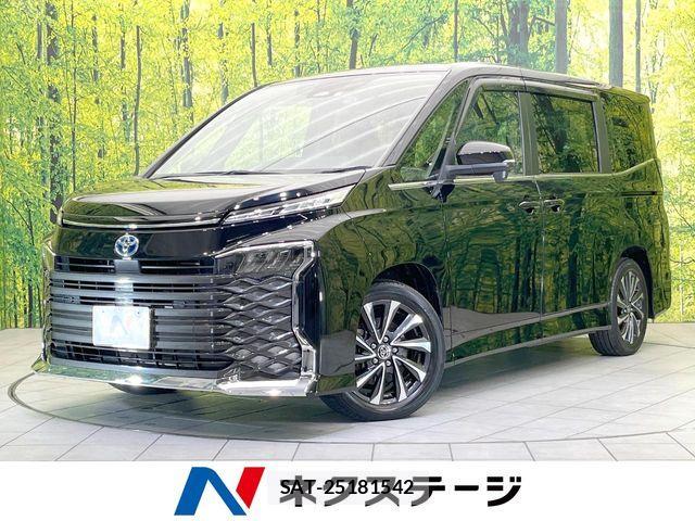 Toyota VOXY HYBRID 2022-10 8882924-0