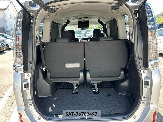 Toyota VOXY HYBRID 2015-11 8882945-20