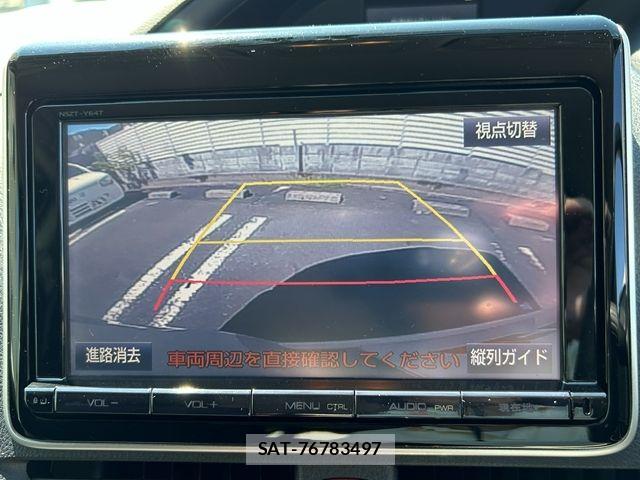 Toyota VOXY HYBRID 2015-11 8882945-23