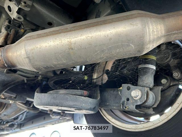 Toyota VOXY HYBRID 2015-11 8882945-26